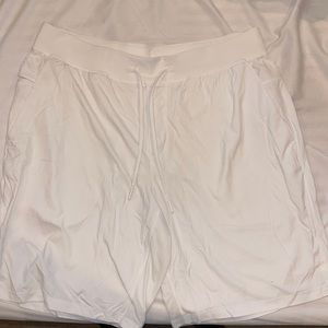 Lululemon 7”  LL shorts